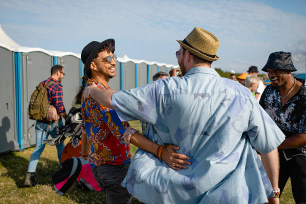 Best Porta potty rental near me  in Fraser, MI